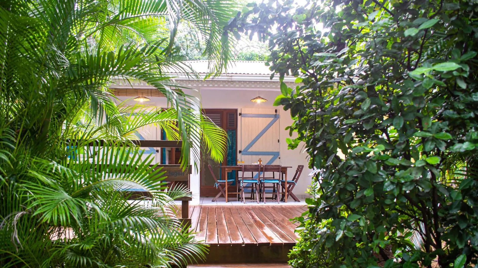 Au Jardin Des Colibris Ecolodge&Spa Deshaies Holiday park